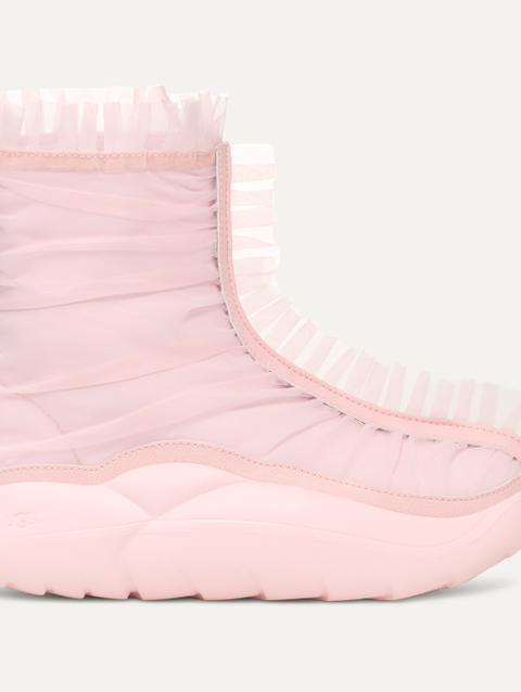 Women's UGG CS Ruffle Boot Short seashell pink